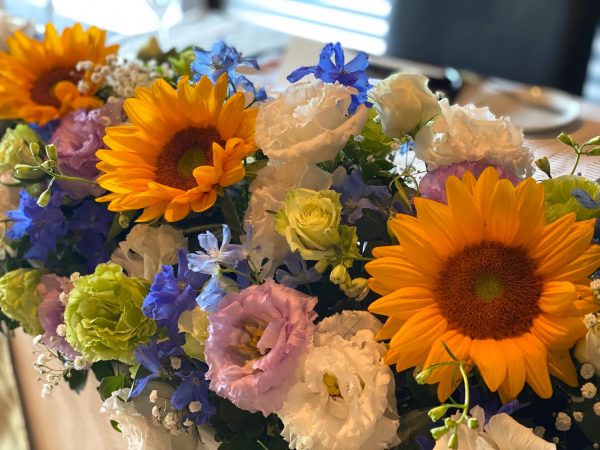 藤右ェ門wedding：ひまわりの装花
